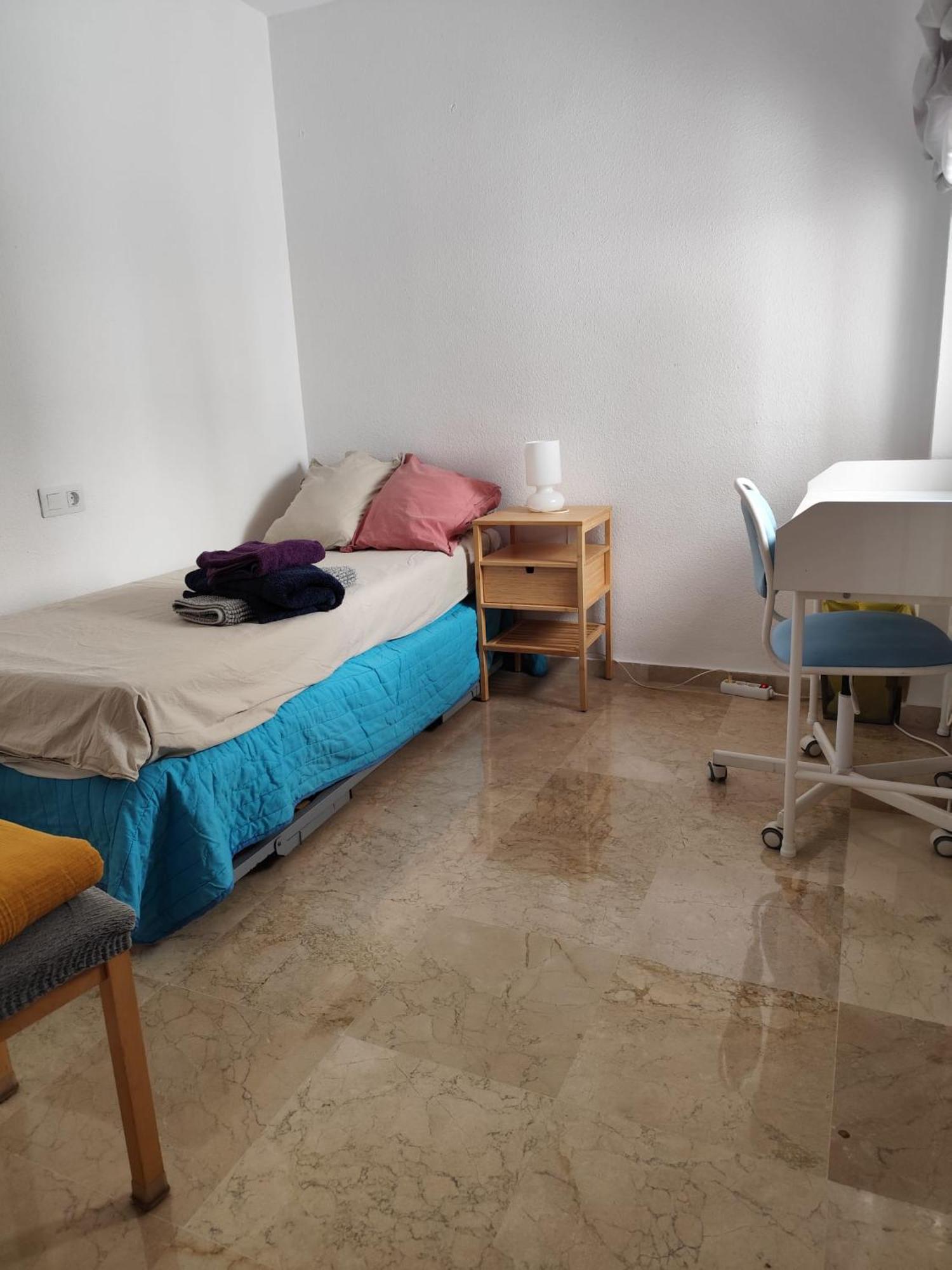 Confortable Habitación Céntrica En Piso Privado