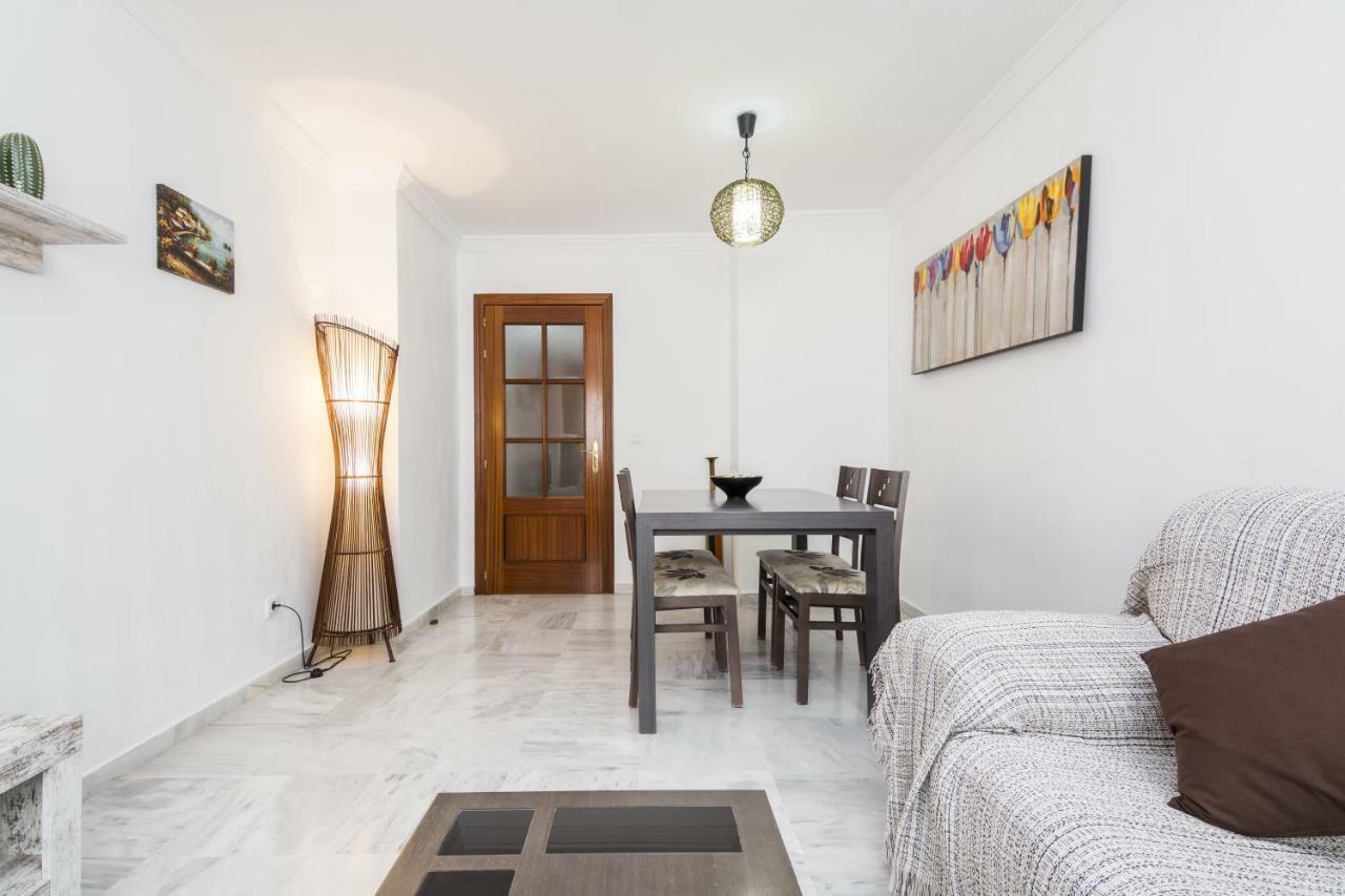 Apartamento Alaska 800 M De La Playa Parking Privado Málaga