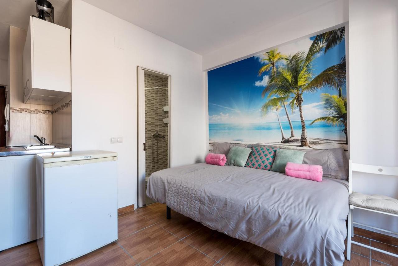 Estudio En Paseo Maritimo Frente A La Playa Appartement Málaga
