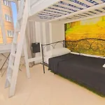 Low cost room Mercado Malaga