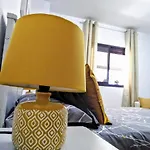 Apartamento con Piscina en Parque Litoral