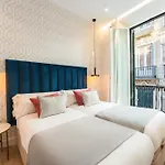 Debambu Suites