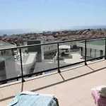 Hollywood Hills apartment Mijas Costa
