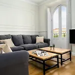 Apartamento Plaza De La Merced 4 Habitaciones