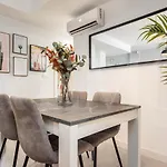 Apartamento Castillo. Málaga Centro.