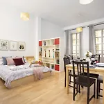 -Malagasunapts-Prime Location Historic Centre