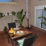 Habitacion Grande Con Terraza Privada, Malaga Centro