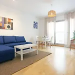 Casa Fenicia - Cosy Apartment With Free Private Parking