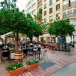 Genteel Home Plaza de las Flores