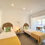 Malagueta Beach II & Private Terrace By Ele Apartments