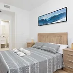 Cosmopolitan Apt & Malaga Beach