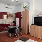 Sunny Holiday Studio