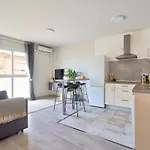 Charming And Bright Flat In The Heart Of Malaga