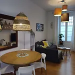 Apartamento con patio centro