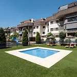 Ven Descansa Y Conoce Malaga
