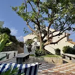 Castle Beach House Villa de lujo frente al mar