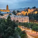 Your Home In Malaga Centro & Parking Free