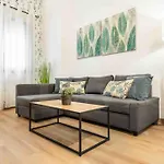 3Br Apartment With Parking And Patio In The Center By Rems