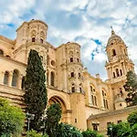 Premium Historic Center & Parking