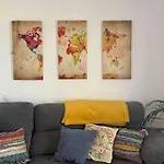 Central Apartment With Style And Comfort For 4