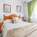 Awesome home in Málaga w/ WiFi&2 Bedrooms