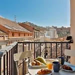 C89 - Luxurious Penthouse With Private Terrace