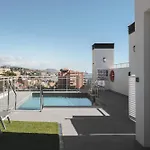 Apartamento De Lujo En La Malagueta Con Piscina Y Garaje