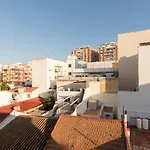 Apartment With Work/Study Room Close To Old Town