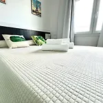 Apartamento Velazquez Aeropuerto C