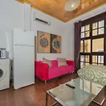Apartamentos Galeria De Pintores Vivos