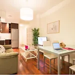 Apartamentos Victoria Suites