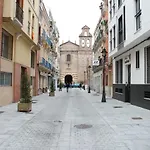 Ancha del Carmen AVE Centro Málaga madmar lujo New Zambrano