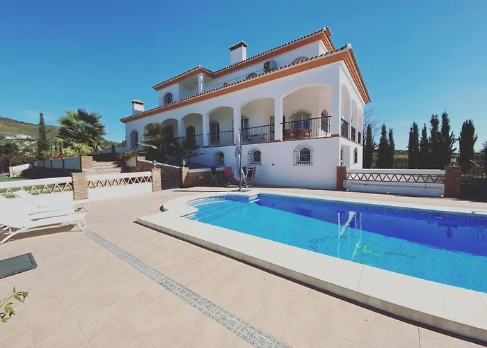 Spacious Villa in Málaga with Private Swimming Pool