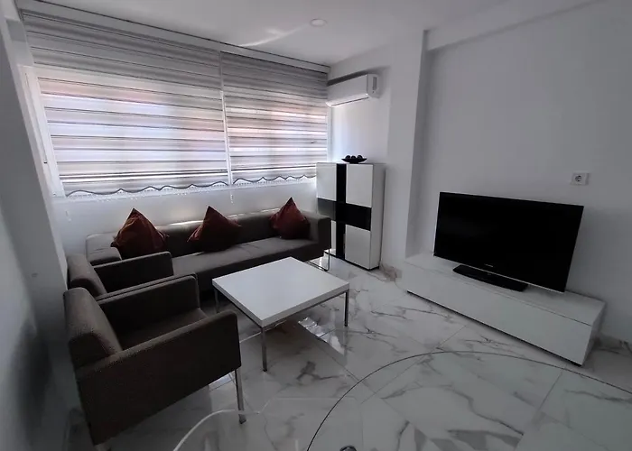 Apartment Near Shopping Centers