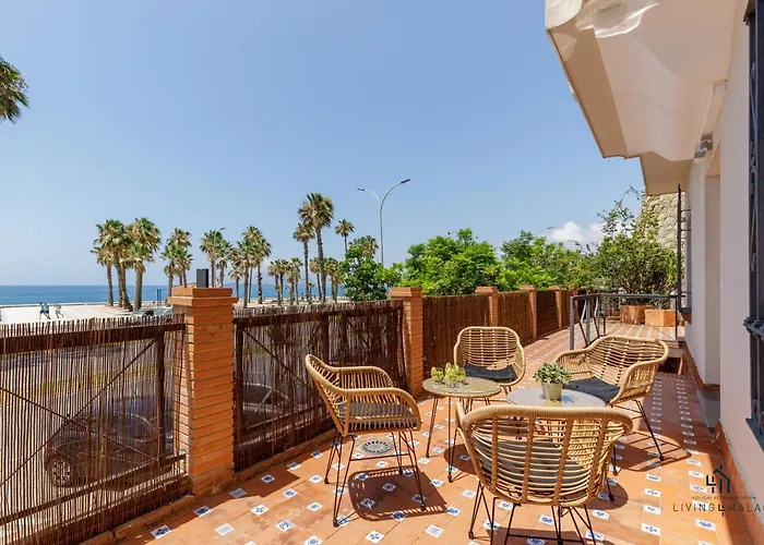 Living4Malaga Seafront Duplex