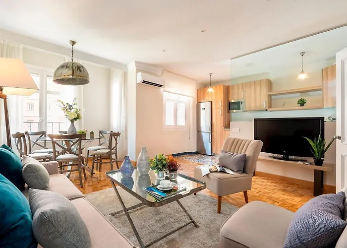 Genteel Home Tomas Heredia