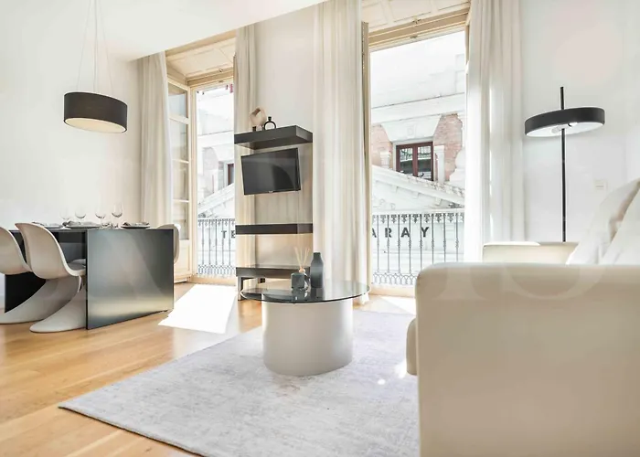 Inviting Apartment In Historic Center By Rems