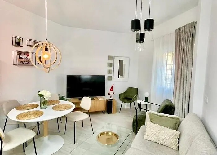 Historical Centre! Private Terrace & Gym-Near Public Parking