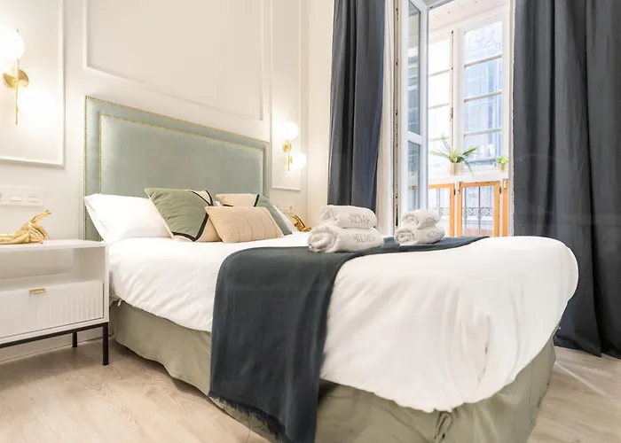 Historic Charm Steps From Top Landmarks By Rems