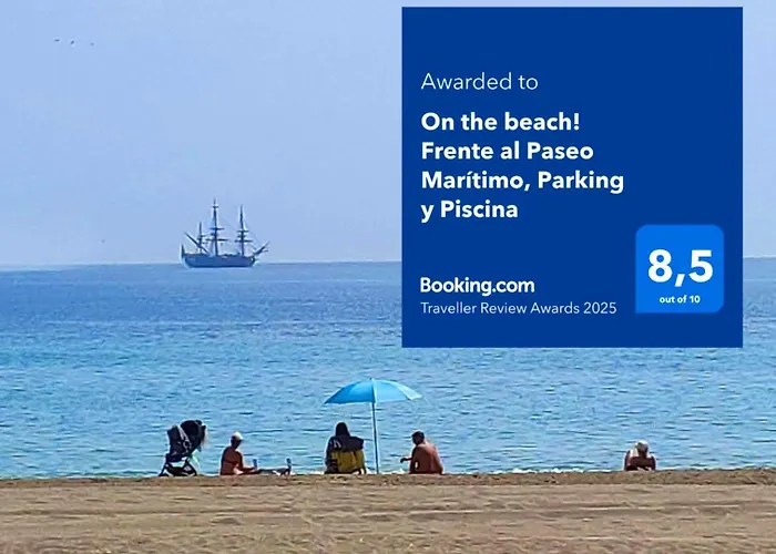 Apartamento en la playa! Parking, wifi, piscina, aire acondicionado y Netflix!