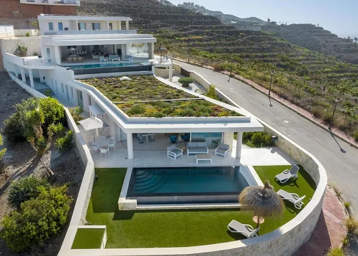 Andaluz Getaway
