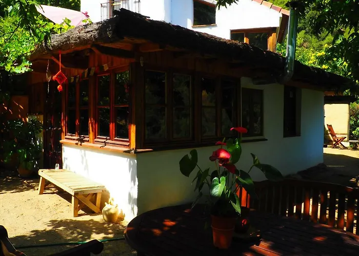 Casa De Los Guindales