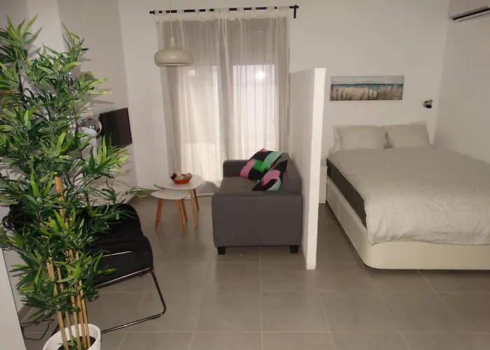 Malaga Apartamentos - Jinetes, 23