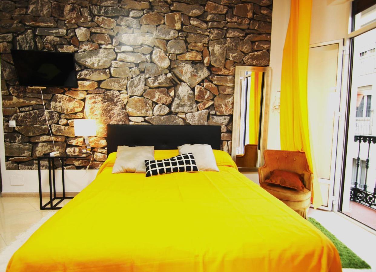 Quarto em Acomodações Particulares Balcony & Centro