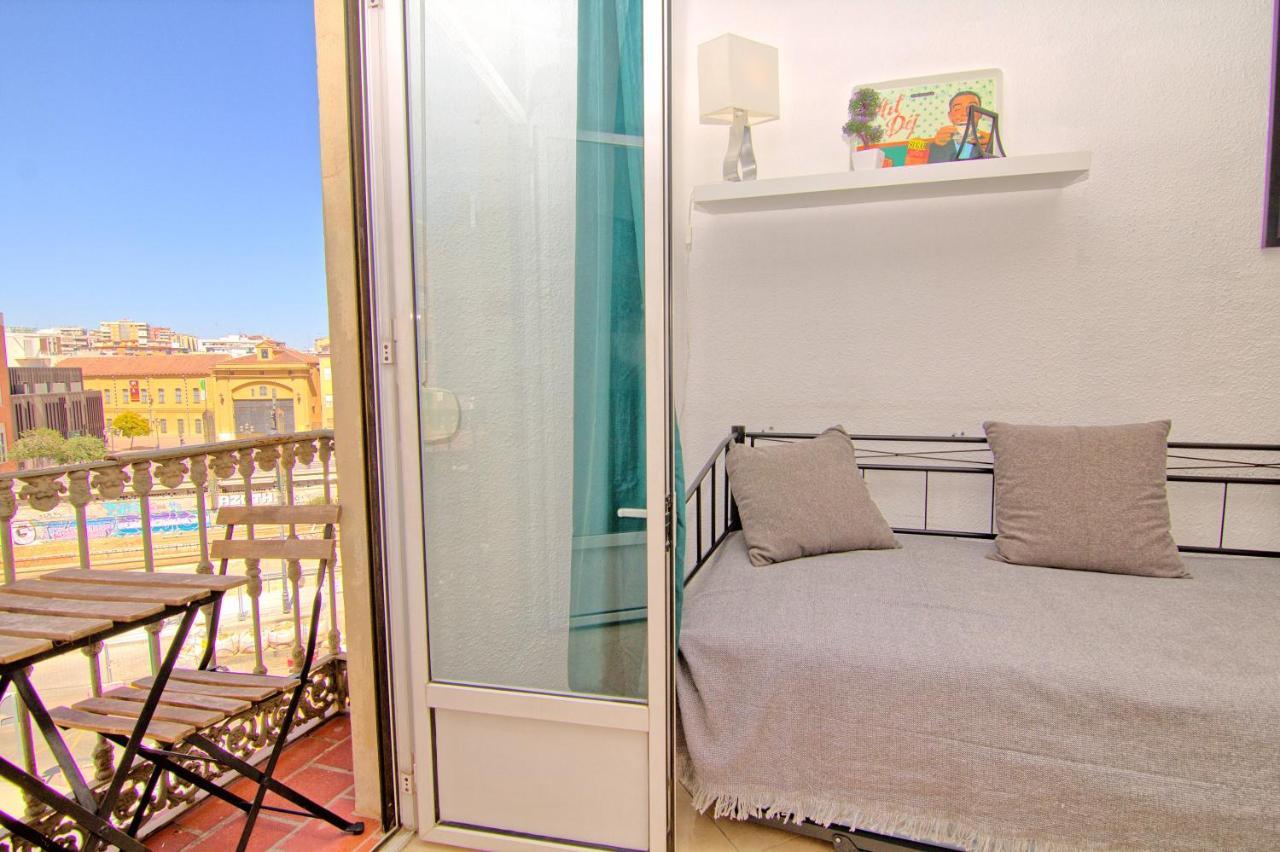 Balcony & Centro *