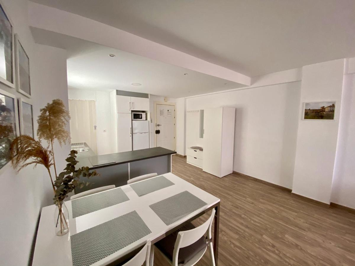 Huelin Park Apartamento *