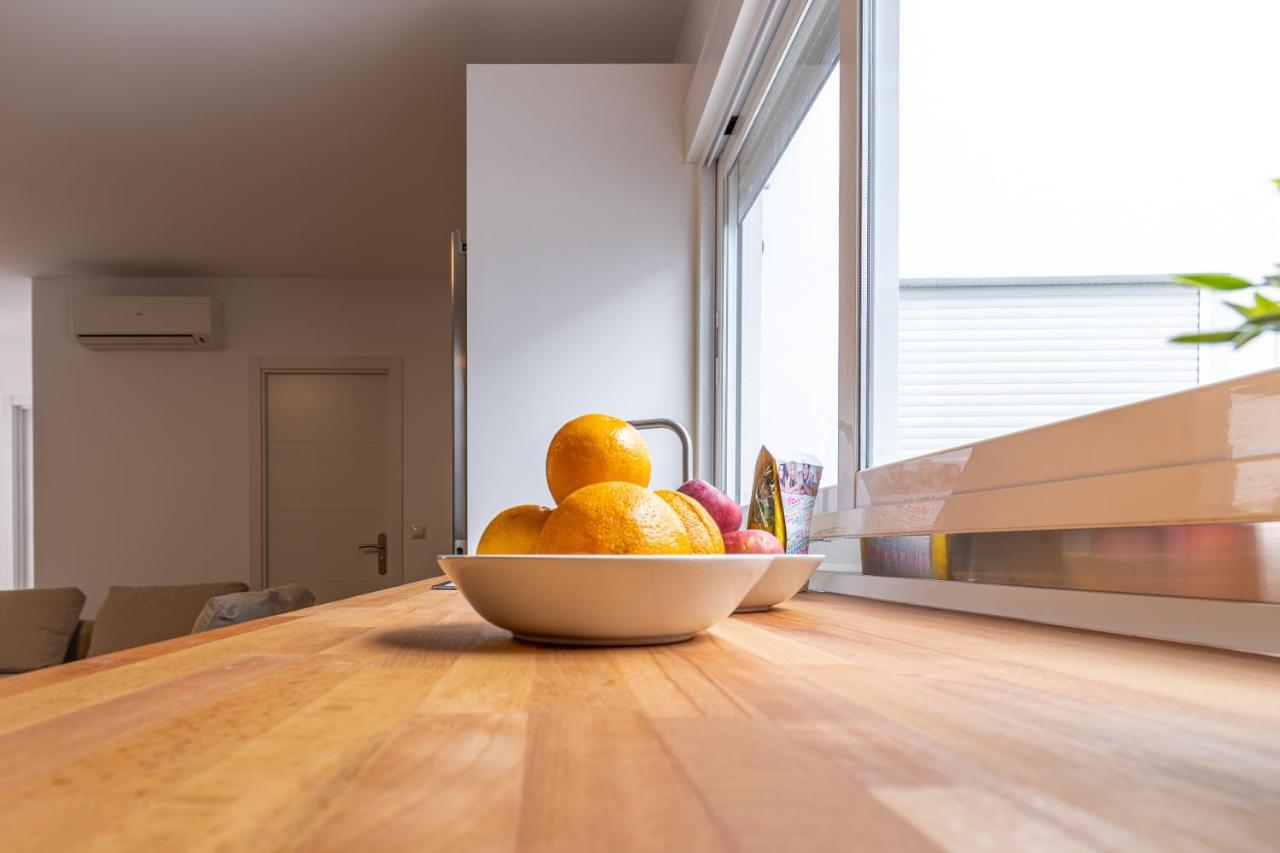 Apartamento Fun Building Terraces By Homeabout