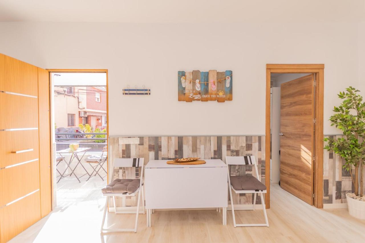 Feriehus Cubo's La Casita Del Palo Málaga