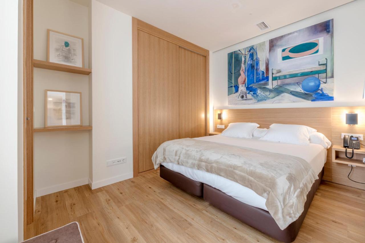Apartamento De Lujo El Museo Living&experience Club Arte Contemporáneo Y Mobiliario De Colección De Años 50