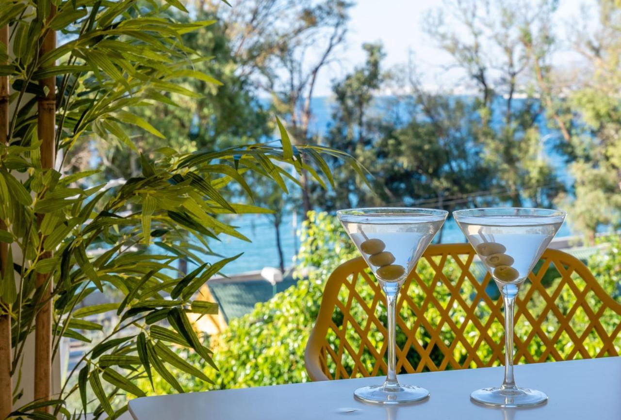 Blue Sea - With Terrace Appartamento